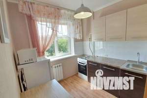 1-к квартира, посуточно, 33м2, 4/5 этаж