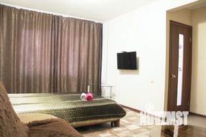 1-к квартира, посуточно, 33м2, 1/1 этаж