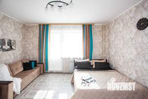 1-к квартира, посуточно, 35м2, 3/10 этаж