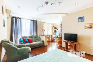 1-к квартира, посуточно, 33м2, 1/1 этаж