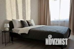 2-к квартира, посуточно, 45м2, 3/16 этаж