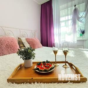 2-к квартира, посуточно, 50м2, 1/9 этаж
