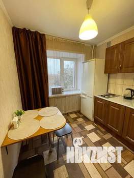 1-к квартира, посуточно, 36м2, 3/5 этаж