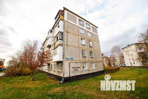 2-к квартира, посуточно, 48м2, 1/5 этаж