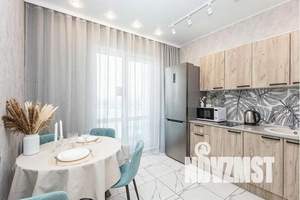 1-к квартира, посуточно, 35м2, 1/13 этаж