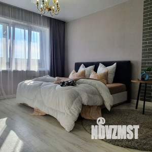 1-к квартира, посуточно, 35м2, 3/16 этаж