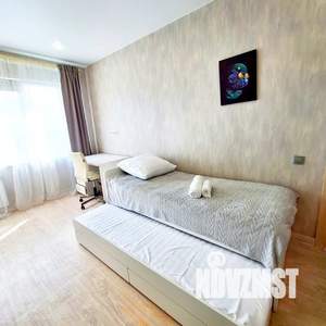 2-к квартира, посуточно, 57м2, 16/16 этаж