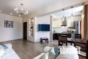 2-к квартира, посуточно, 62м2, 1/1 этаж