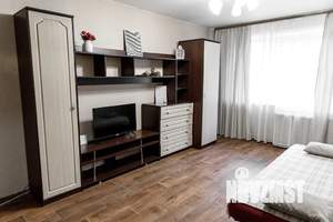 2-к квартира, посуточно, 48м2, 1/5 этаж