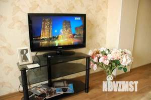 2-к квартира, посуточно, 65м2, 13/16 этаж