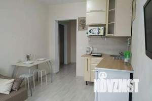 1-к квартира, посуточно, 39м2, 6/9 этаж