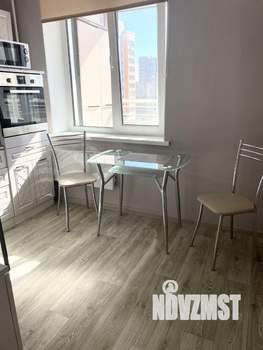 1-к квартира, посуточно, 40м2, 4/10 этаж