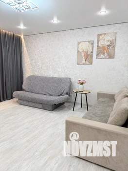 2-к квартира, посуточно, 50м2, 1/1 этаж