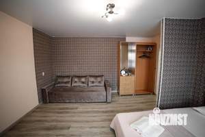 1-к квартира, посуточно, 40м2, 2/10 этаж