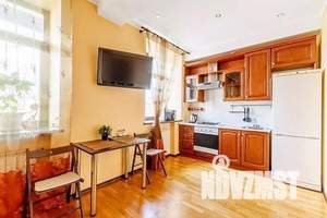 2-к квартира, посуточно, 58м2, 4/4 этаж