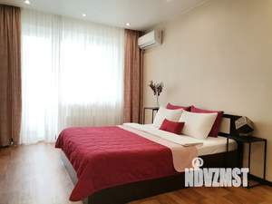 1-к квартира, посуточно, 40м2, 10/10 этаж