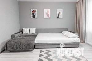 1-к квартира, посуточно, 50м2, 3/9 этаж