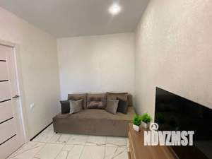 1-к квартира, посуточно, 35м2, 1/10 этаж