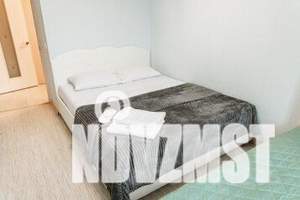 2-к квартира, посуточно, 50м2, 5/5 этаж