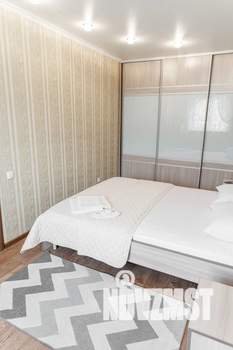 2-к квартира, посуточно, 60м2, 1/1 этаж
