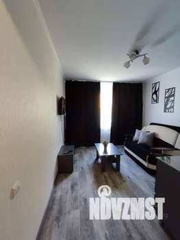 Студия квартира, посуточно, 17м2, 2/9 этаж