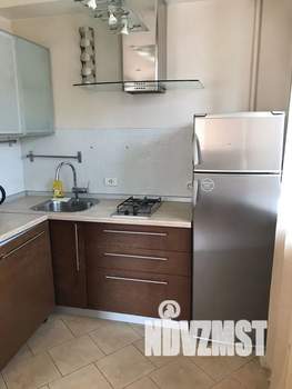 Студия квартира, посуточно, 36м2, 3/5 этаж