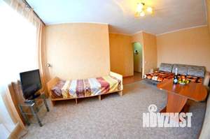 2-к квартира, посуточно, 48м2, 1/1 этаж