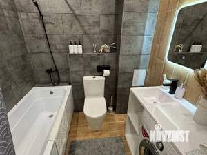 Студия квартира, посуточно, 30м2, 16/19 этаж