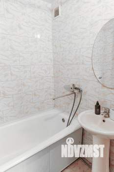 1-к квартира, посуточно, 40м2, 2/10 этаж