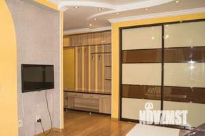 Студия квартира, посуточно, 40м2, 2/5 этаж