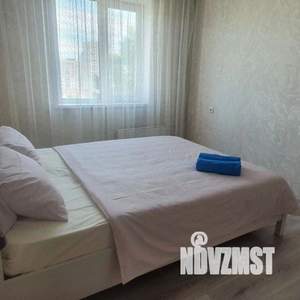 2-к квартира, посуточно, 55м2, 1/1 этаж