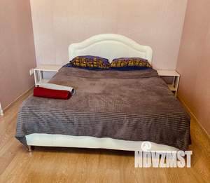 1-к квартира, посуточно, 38м2, 14/16 этаж