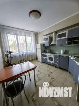 2-к квартира, посуточно, 70м2, 1/7 этаж