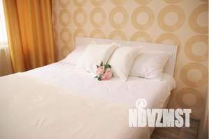 1-к квартира, посуточно, 35м2, 1/12 этаж