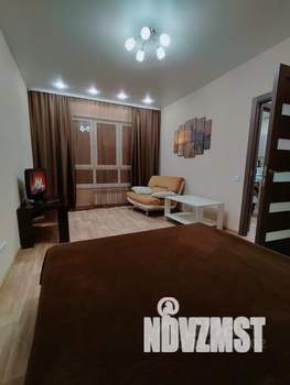 1-к квартира, посуточно, 38м2, 5/5 этаж