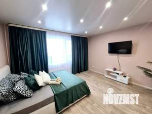 Студия квартира, посуточно, 38м2, 5/9 этаж