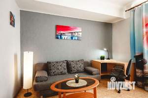 2-к квартира, посуточно, 50м2, 1/1 этаж