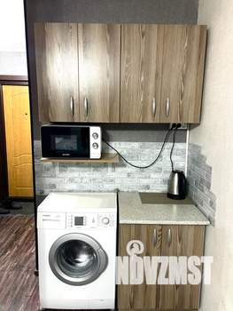 Студия квартира, посуточно, 24м2, 1/5 этаж