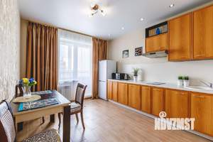 1-к квартира, посуточно, 40м2, 1/1 этаж