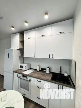 1-к квартира, посуточно, 40м2, 1/4 этаж