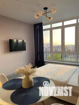 Студия квартира, посуточно, 27м2, 8/18 этаж