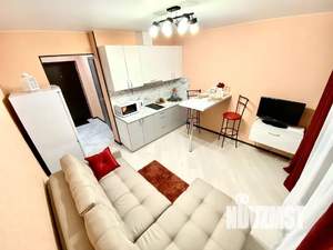 Студия квартира, посуточно, 30м2, 6/9 этаж