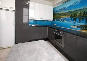 3-к квартира, вторичка, 80м2, 2/4 этаж