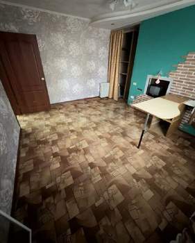 3-к квартира, вторичка, 62м2, 1/10 этаж