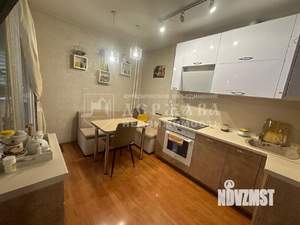 2-к квартира, вторичка, 52м2, 1/10 этаж