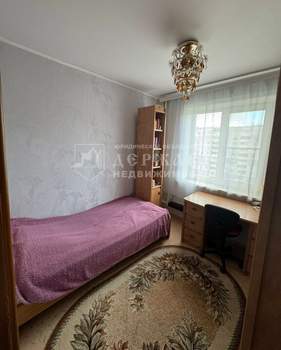 4-к квартира, вторичка, 84м2, 9/9 этаж