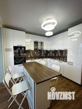 3-к квартира, вторичка, 90м2, 9/14 этаж