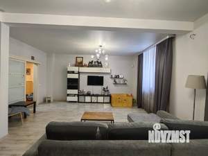 3-к квартира, вторичка, 98м2, 2/4 этаж