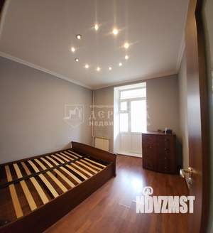 2-к квартира, вторичка, 57м2, 4/4 этаж