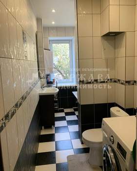 3-к квартира, вторичка, 68м2, 2/4 этаж